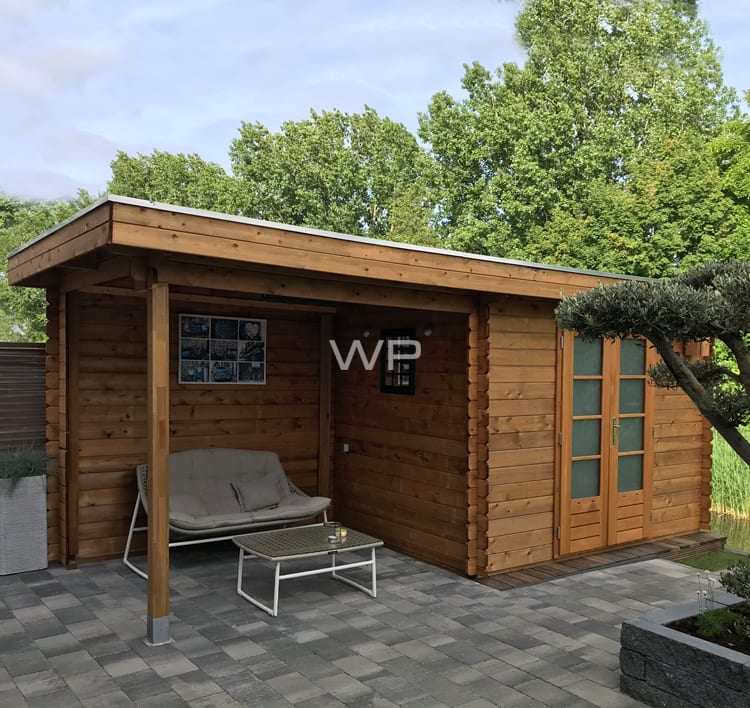 Woodpro log cabin with veranda and flat roof